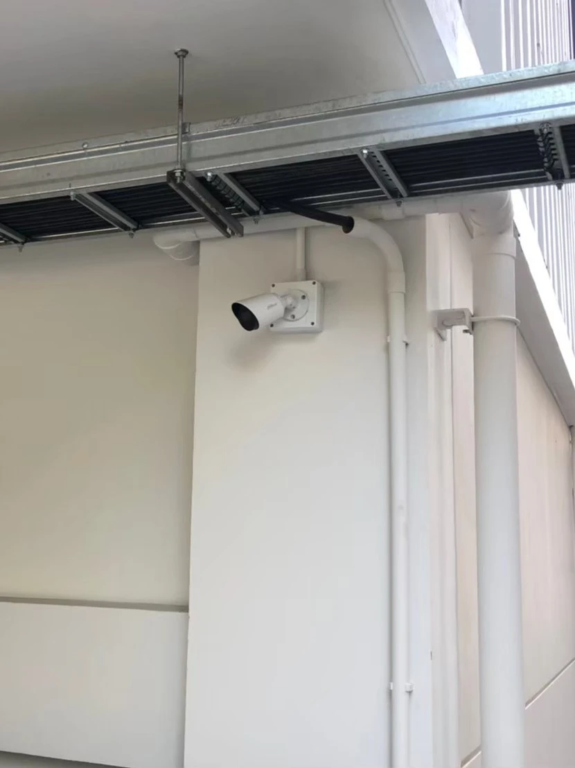 รับติดตั้งกล้องวงจรปิด CCTV ติดกำแพงเสา