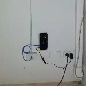 การติดตั้ง access point เสียบสายไฟ